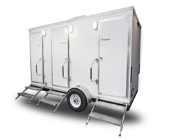 Comforts 3-Stall Trailer