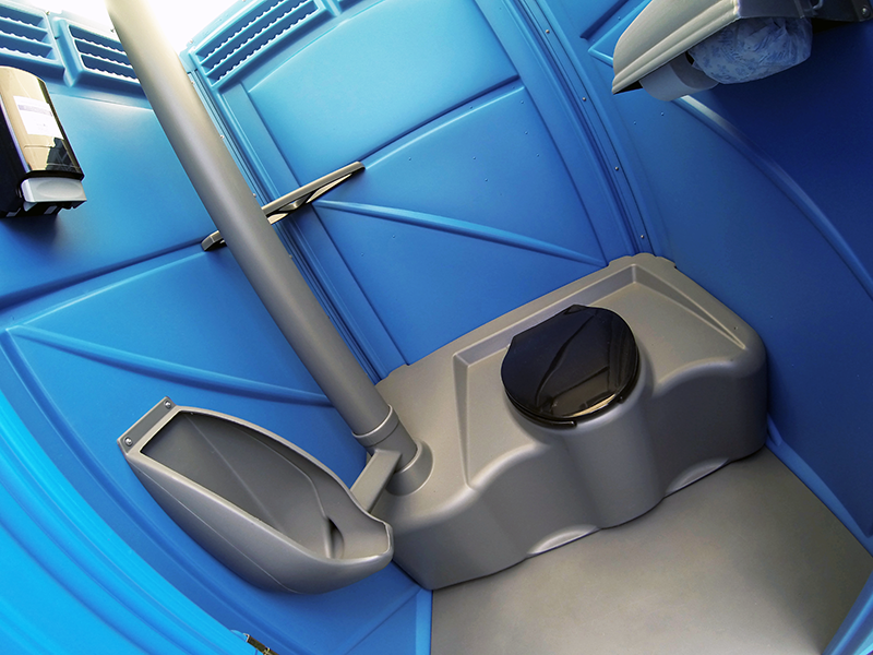 basic-2 interior of porta potty