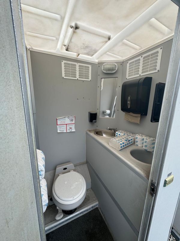 Used Portable Toilets For Sale